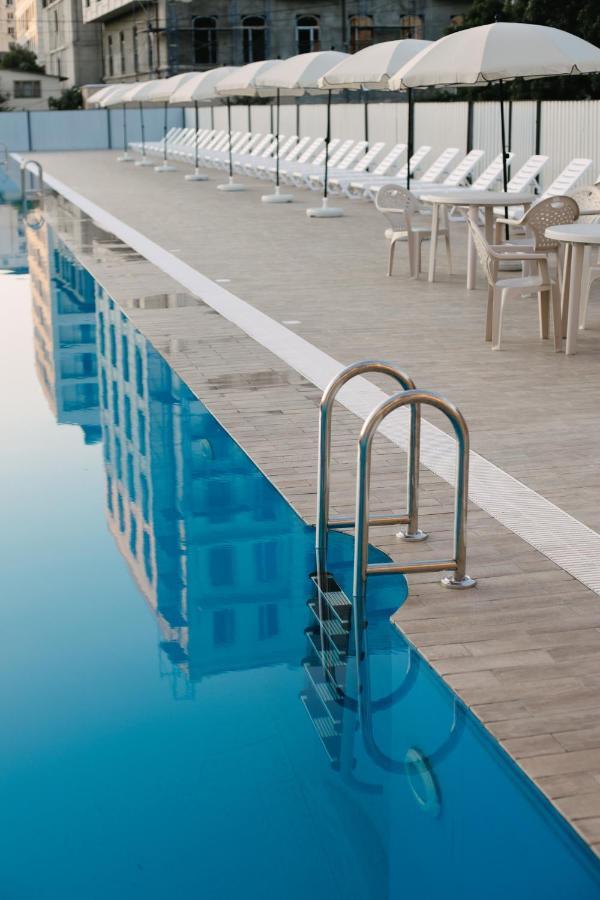 Dem Hotel Soukhoumi Extérieur photo