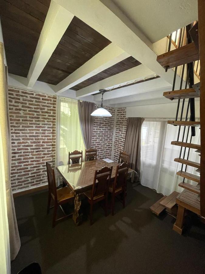 Dem Hotel Soukhoumi Extérieur photo