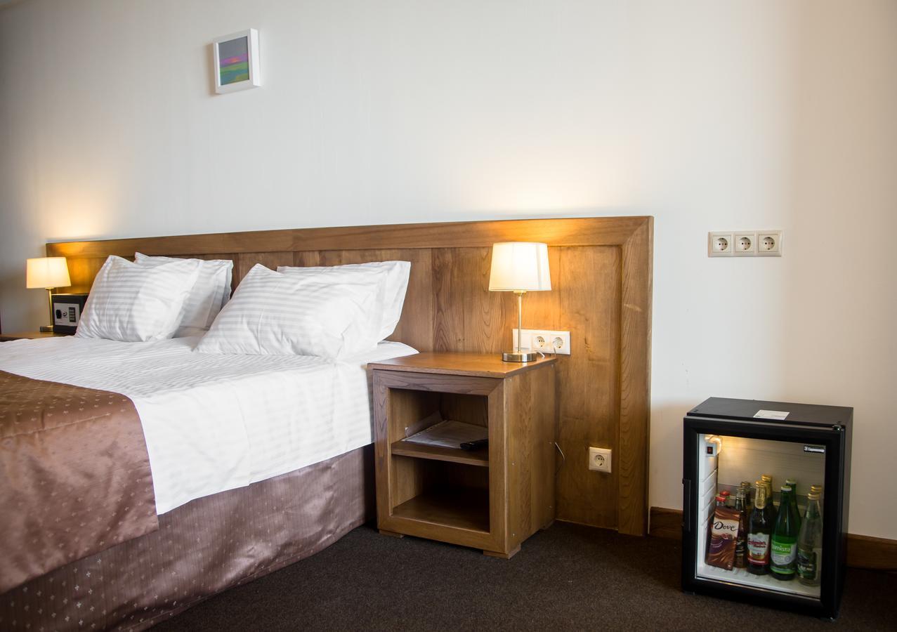 Dem Hotel Soukhoumi Extérieur photo